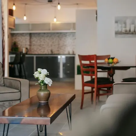 Lazaros Centre Apartment