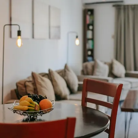 Lazaros Centre Apartman Lárnaka