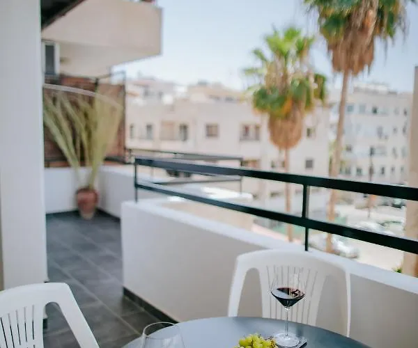 Lazaros Centre Apartamento