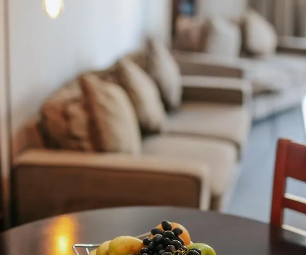 Lazaros Centre * Larnaca